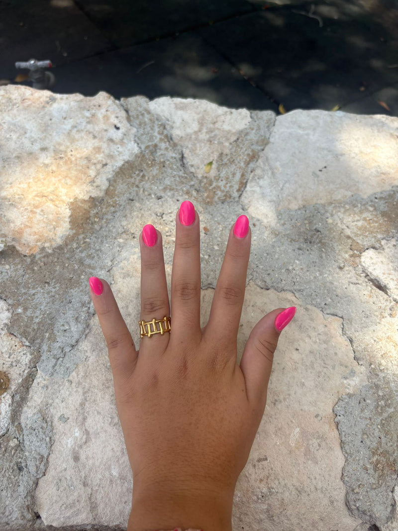 Anillo en Acero color dorado de palos