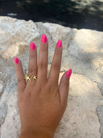 Anillo en Acero color dorado con estrellas