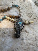 Collar cuernos