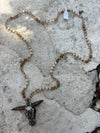Collar cuernos negro