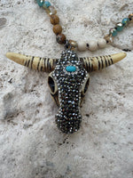 Collar cuernos