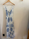 Vestido Largo blanco con detalles en  azul