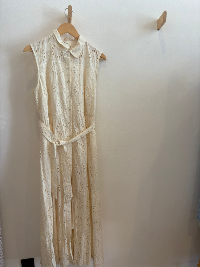 Vestido largo con cinturon